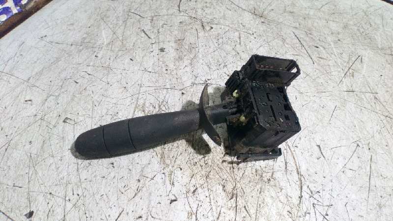 MANDO LIMPIA RENAULT MASTER II PH. 2 DOKA/PR. FGST - vista 3