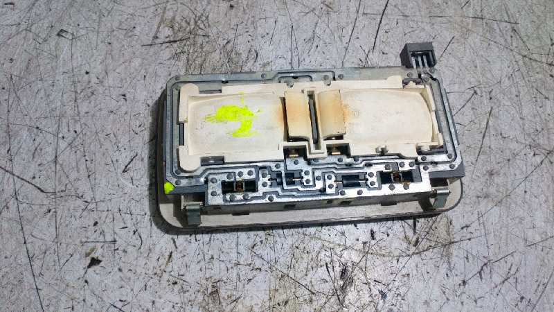 LUZ INTERIOR FIAT PUNTO BERLINA (188) - vista 2