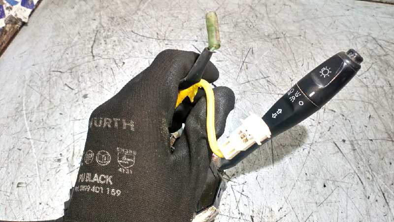 MANDO MULTIFUNCION MITSUBISHI L 200 (K6/7) - vista 5