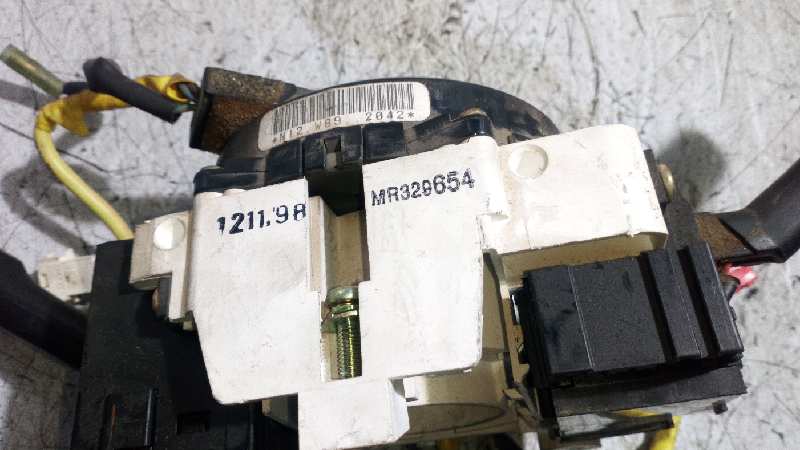 MANDO MULTIFUNCION MITSUBISHI L 200 (K6/7) - vista 2