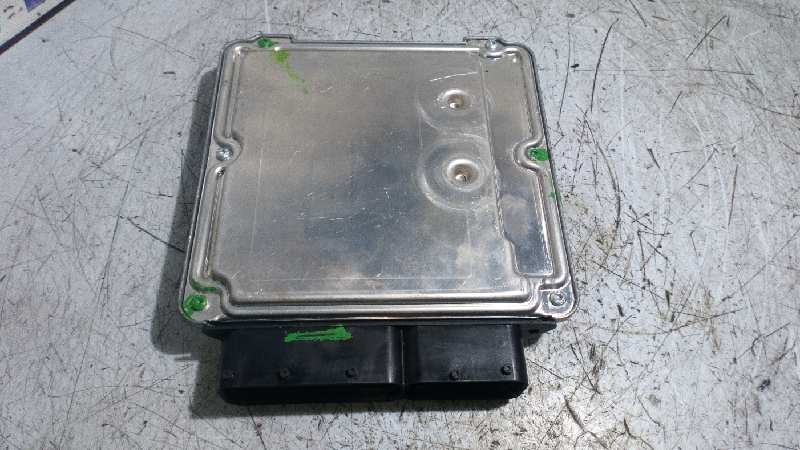 CENTRALITA MOTOR UCE AUDI A4 BERLINA (8E) - vista 3