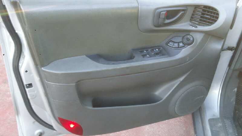 CERRADURA PUERTA DELANTERA DERECHA HYUNDAI SANTA FE (SM) - vista 14