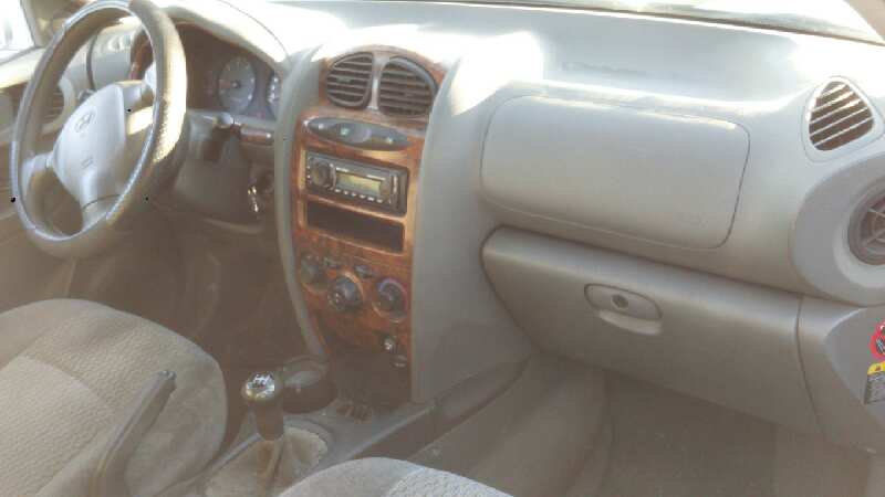 CERRADURA PUERTA DELANTERA DERECHA HYUNDAI SANTA FE (SM) - vista 4