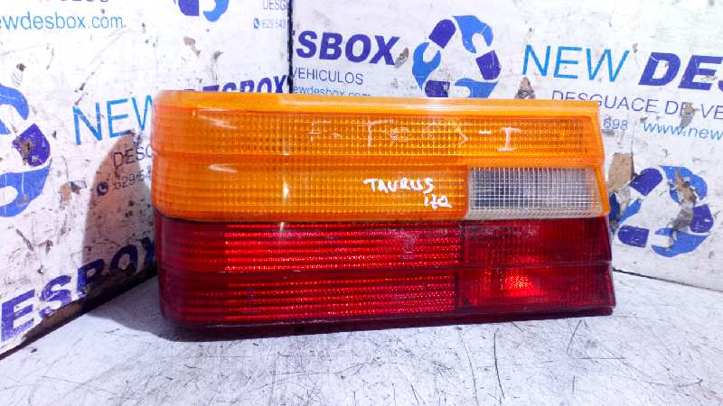 PILOTO TRASERO IZQUIERDO FORD TAURUS