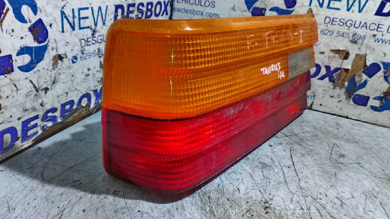 PILOTO TRASERO IZQUIERDO FORD TAURUS - vista 2