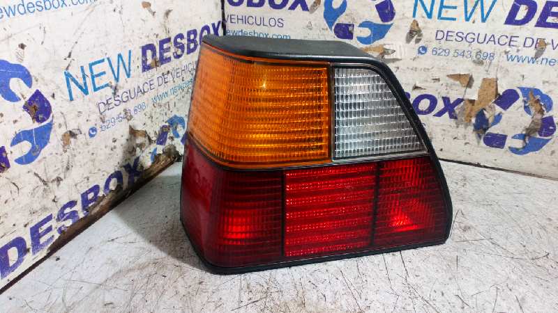 PILOTO TRASERO IZQUIERDO VOLKSWAGEN GOLF II (191/193)