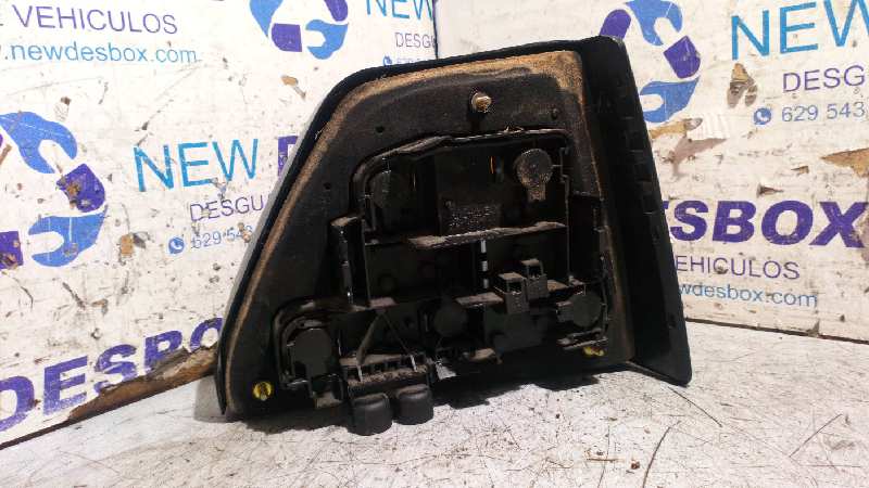 PILOTO TRASERO IZQUIERDO VOLKSWAGEN GOLF II (191/193) - vista 2