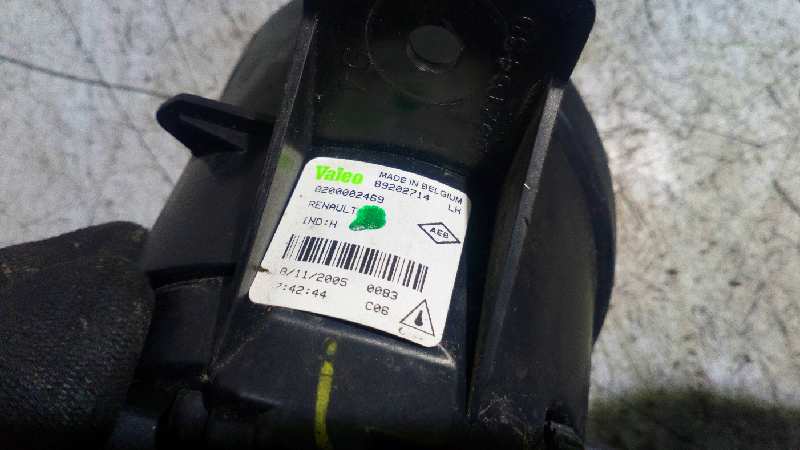 FARO ANTINIEBLA IZQUIERDO RENAULT CLIO III - vista 4