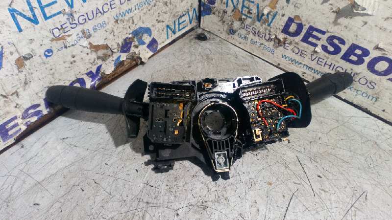 MANDO MULTIFUNCION DACIA LOGAN - vista 4