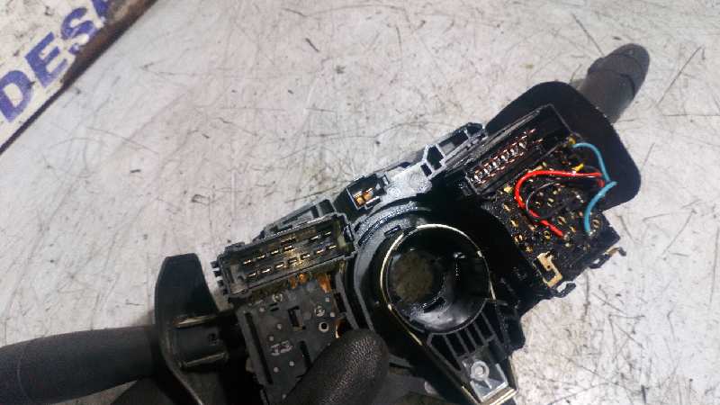 MANDO MULTIFUNCION DACIA LOGAN - vista 2