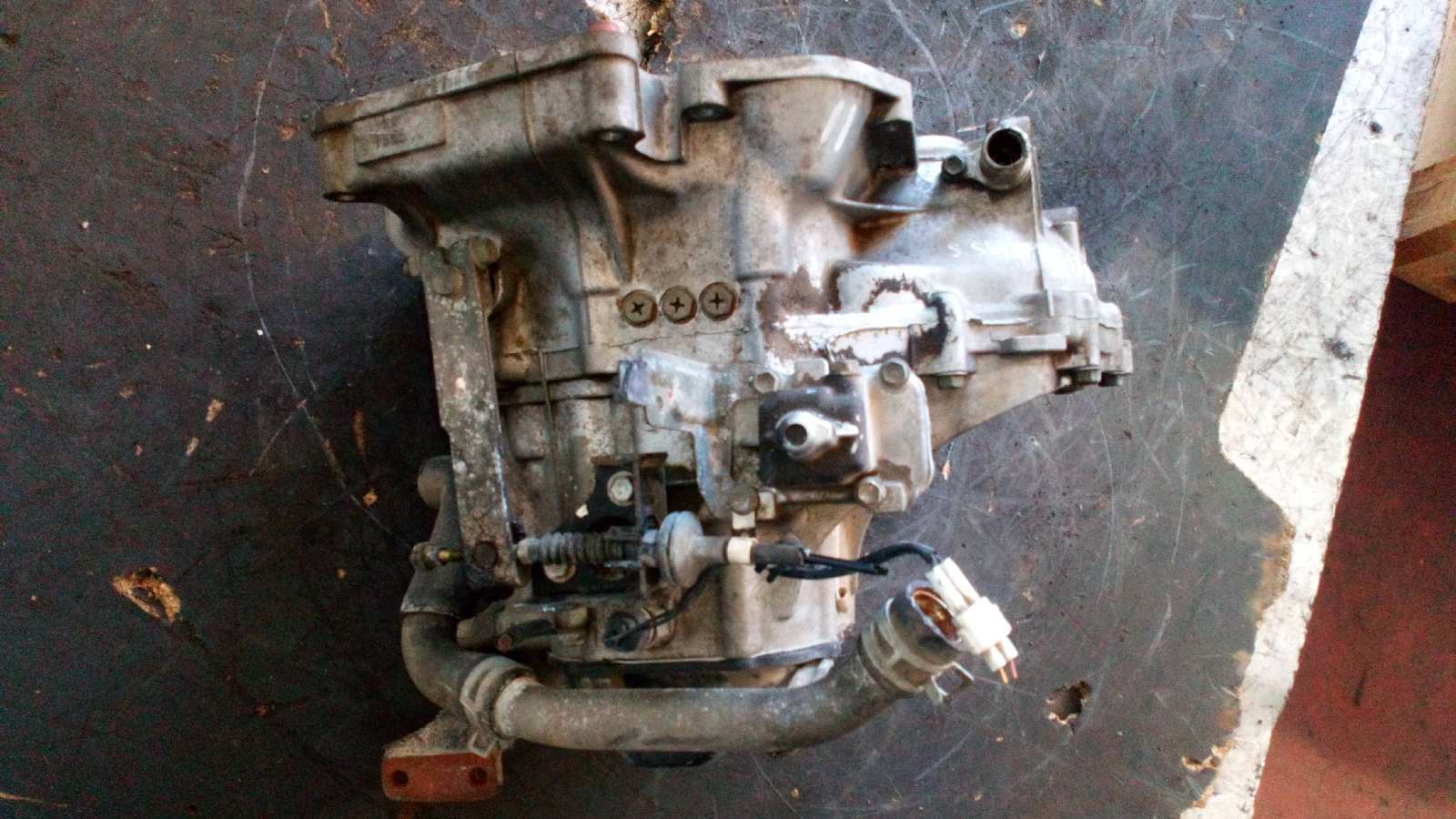 CAJA CAMBIOS SUZUKI SWIFT SF BERLINA (MA) - vista 3