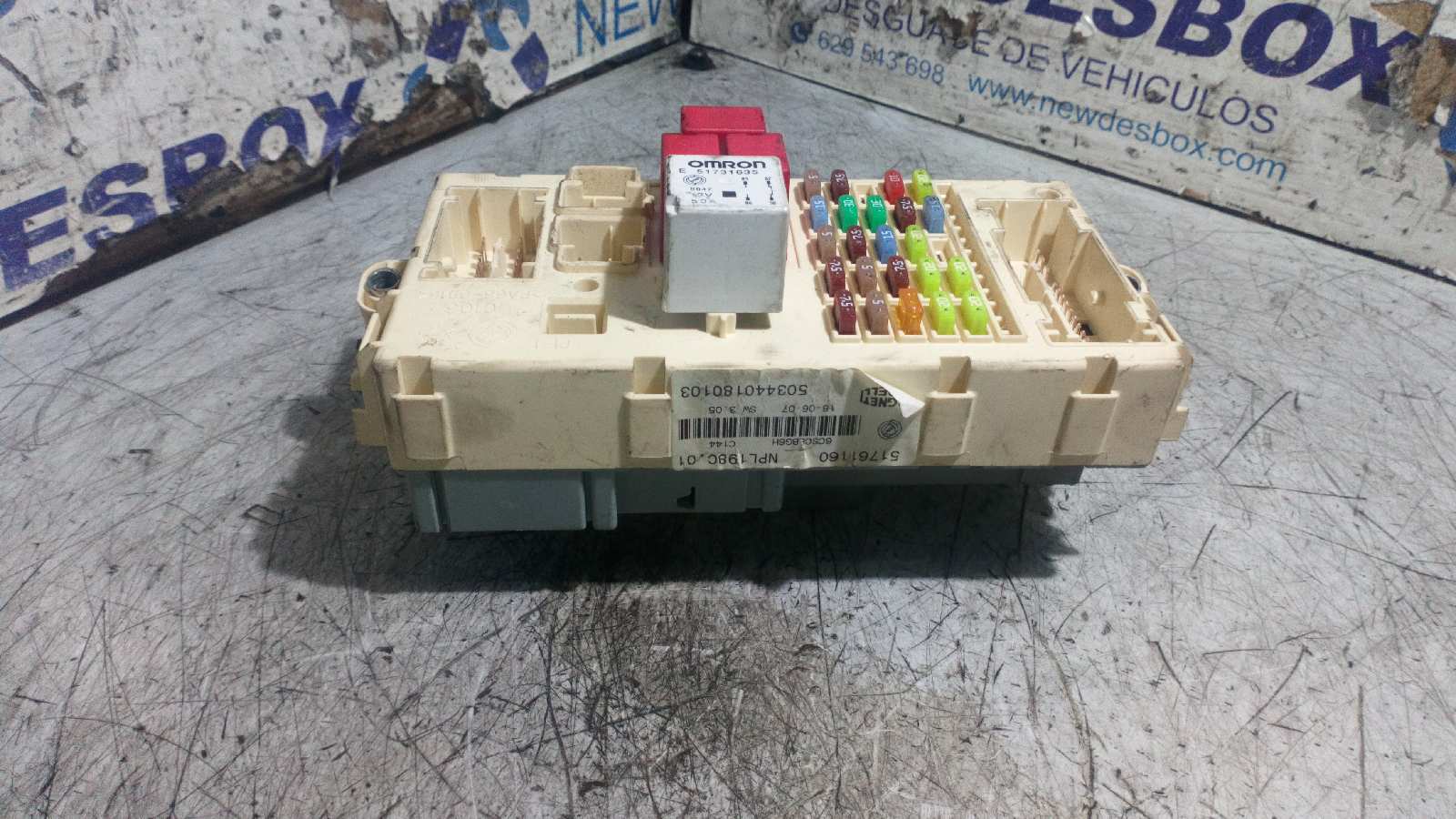 CAJA RELES / FUSIBLES FIAT BRAVO (198) - vista 3