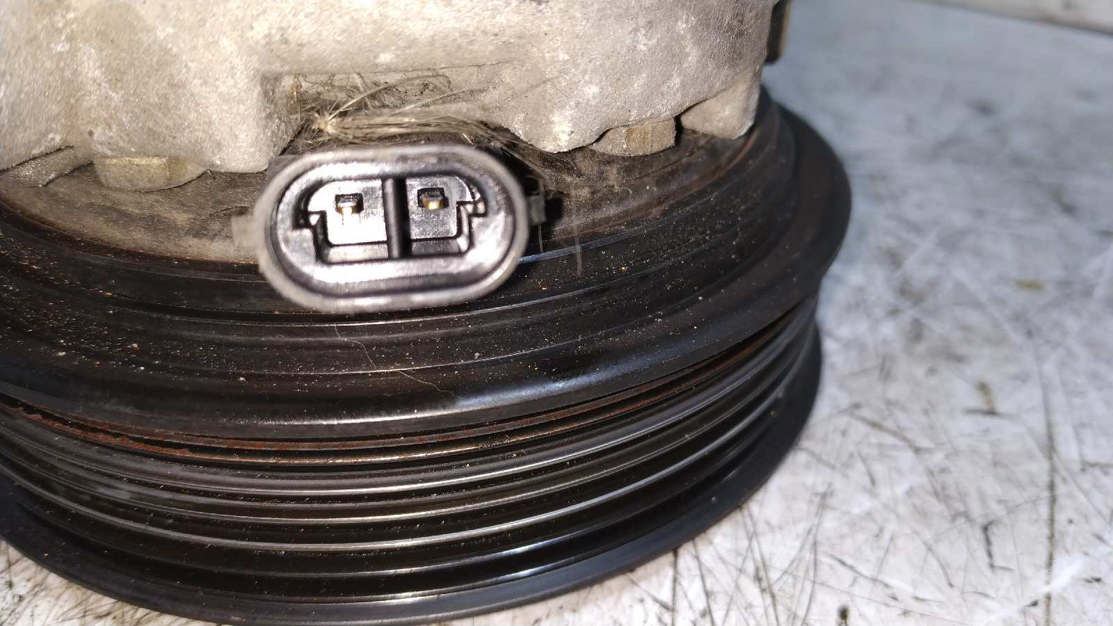 COMPRESOR AIRE ACONDICIONADO RENAULT MEGANE II BERLINA 5P - vista 5