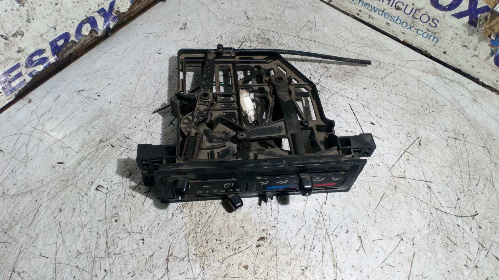 MANDO CALEFACCION / AIRE ACONDICIONADO NISSAN CABSTAR - vista 3