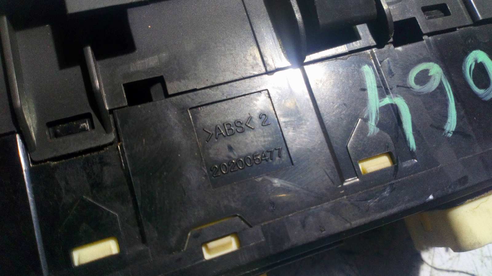 MANDO ELEVALUNAS DELANTERO IZQUIERDO CHEVROLET EPICA - vista 3