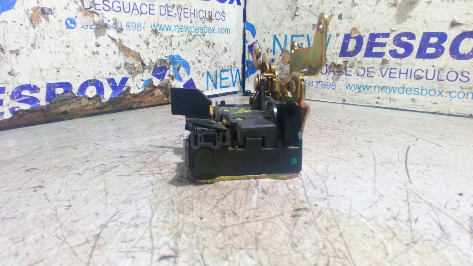 CERRADURA PUERTA DELANTERA DERECHA RENAULT TWINGO (CO6) - vista 2