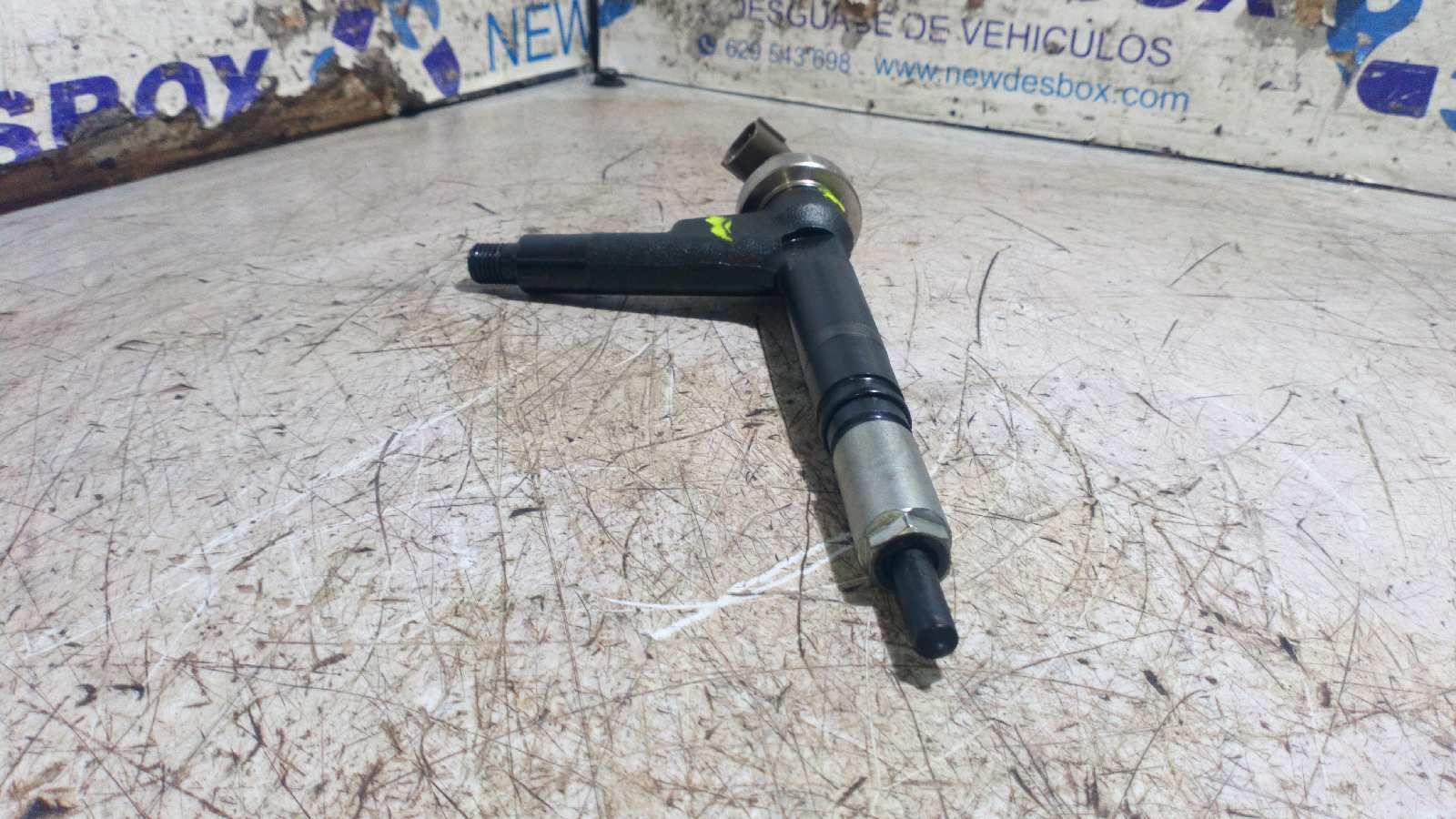 INYECTOR OPEL MERIVA 1.7 - vista 2