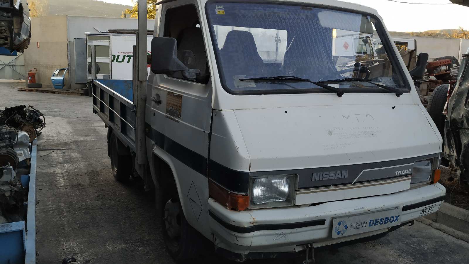 RETROVISOR DERECHO NISSAN TRADE - vista 4