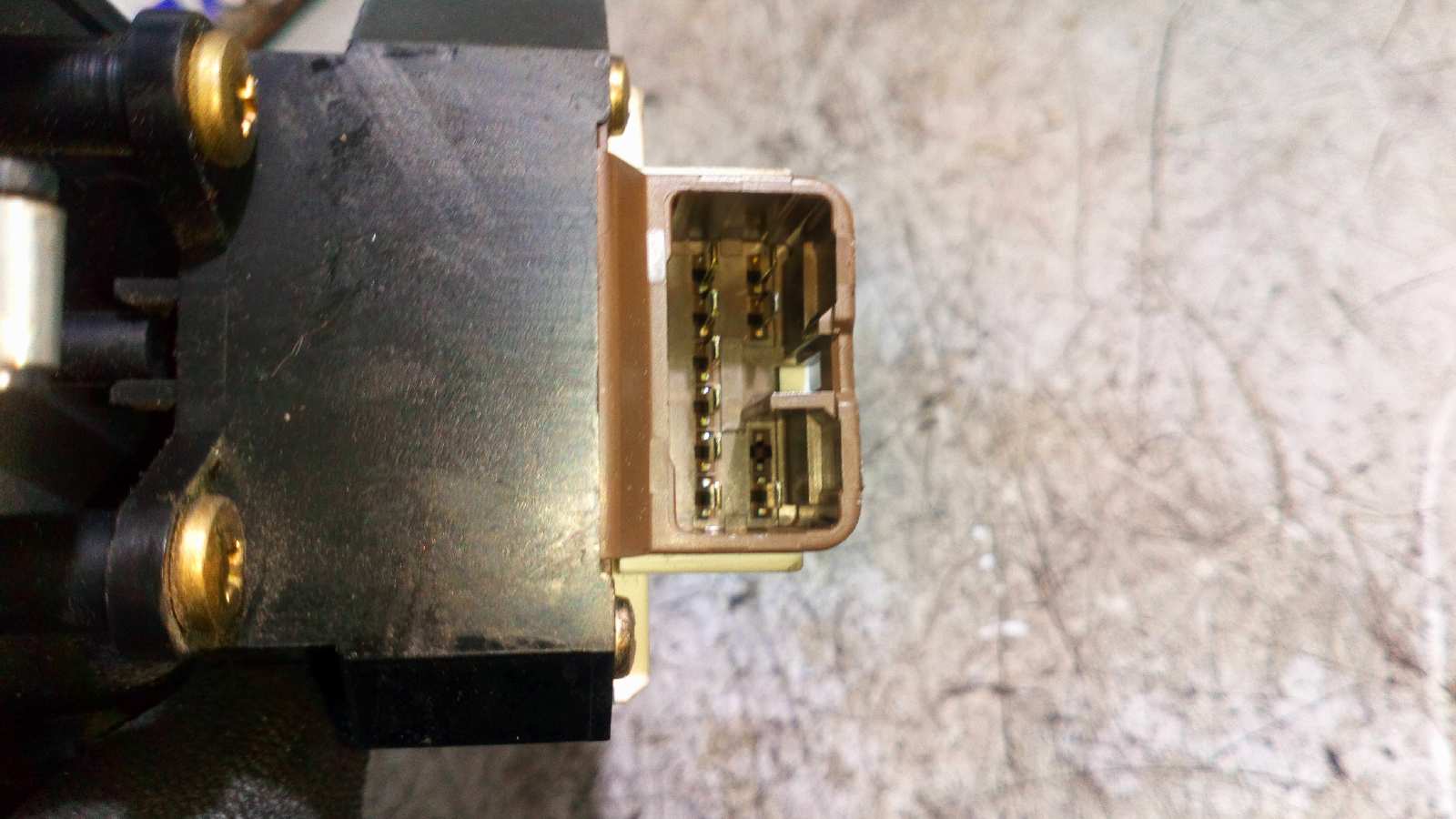 MANDO ELEVALUNAS DELANTERO IZQUIERDO TOYOTA CELICA (T20) - vista 4