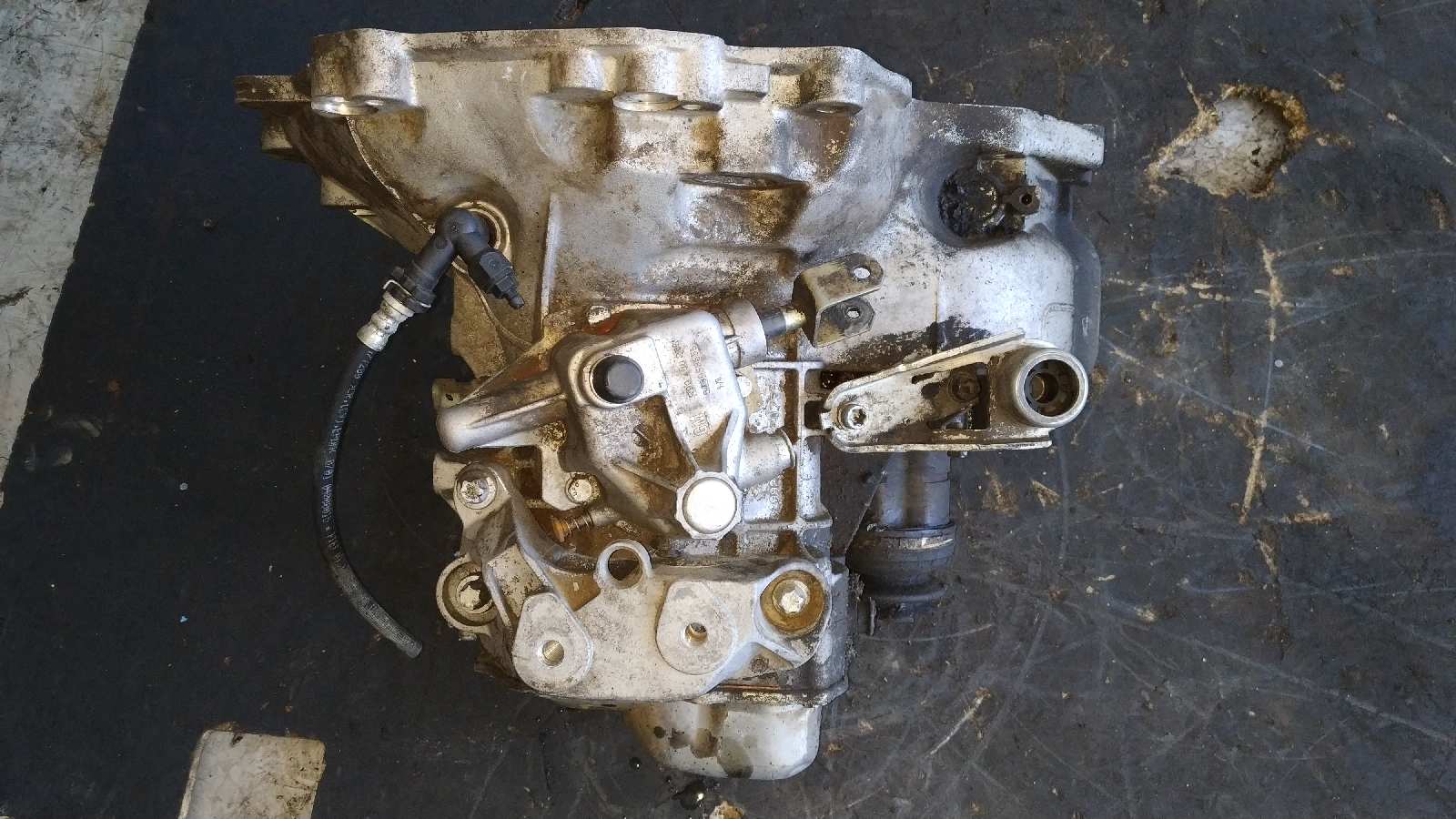 CAJA CAMBIOS OPEL CORSA C 1.3 16V CDTI CAT (Z 13 DT / LN9) - vista 2