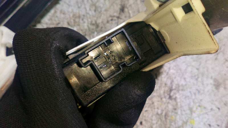 ELEVALUNAS TRASERO DERECHO AUDI A4 BER. (B8) - vista 5