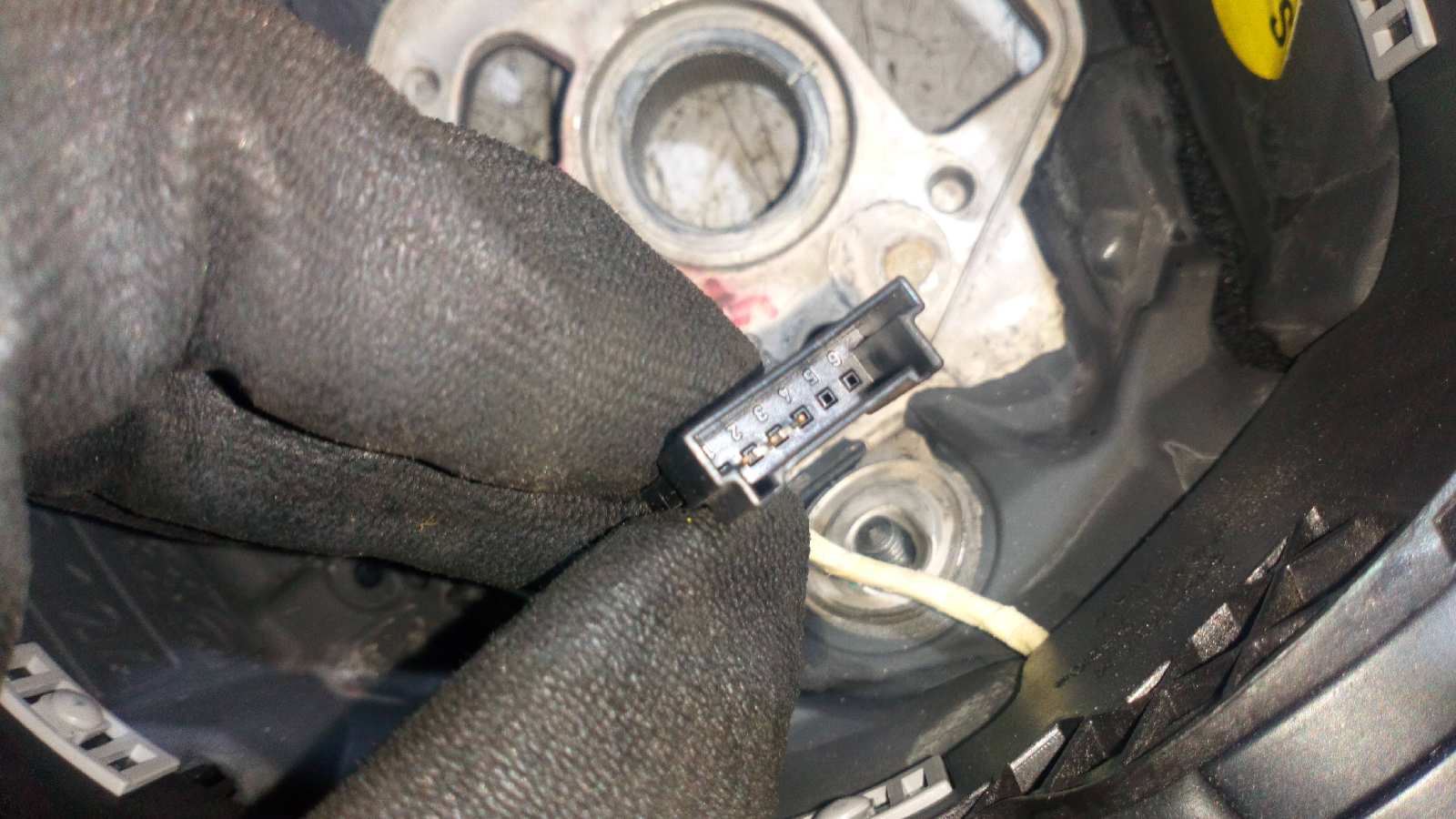 VOLANTE AUDI A4 BER. (B8) - vista 4