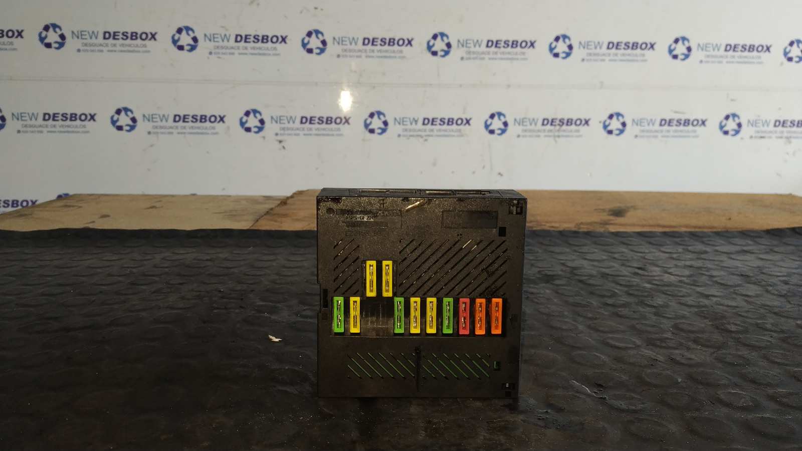 CAJA RELES / FUSIBLES BMW SERIE 7 (E65/E66)