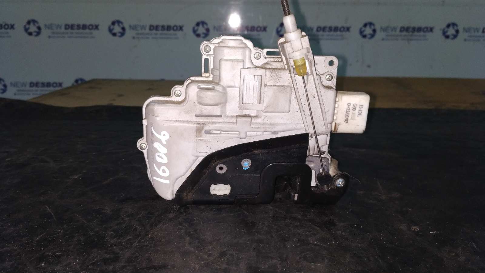 CERRADURA PUERTA DELANTERA IZQUIERDA AUDI A4 BERLINA (8E) - vista 2