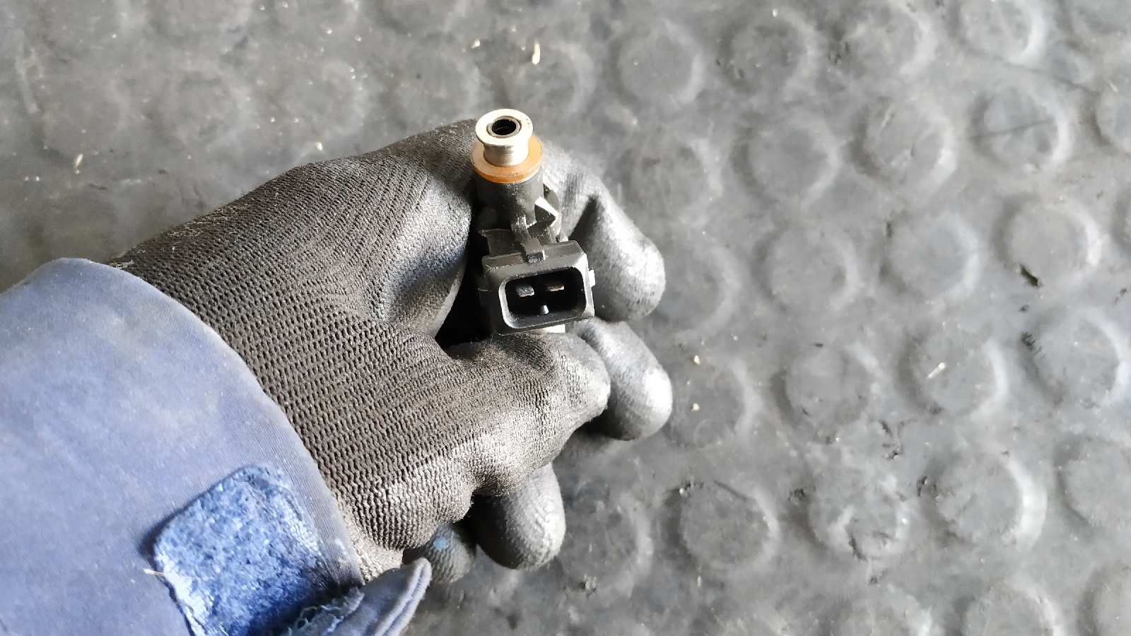 INYECTOR BMW SERIE 7 (E65/E66) - vista 2