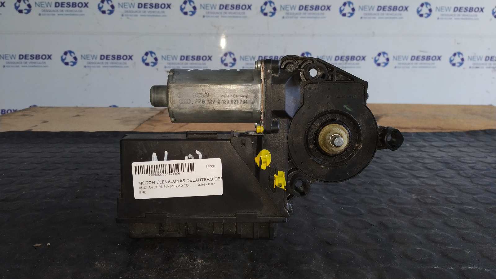 MOTOR ELEVALUNAS DELANTERO DERECHO AUDI A4 BERLINA (8E)