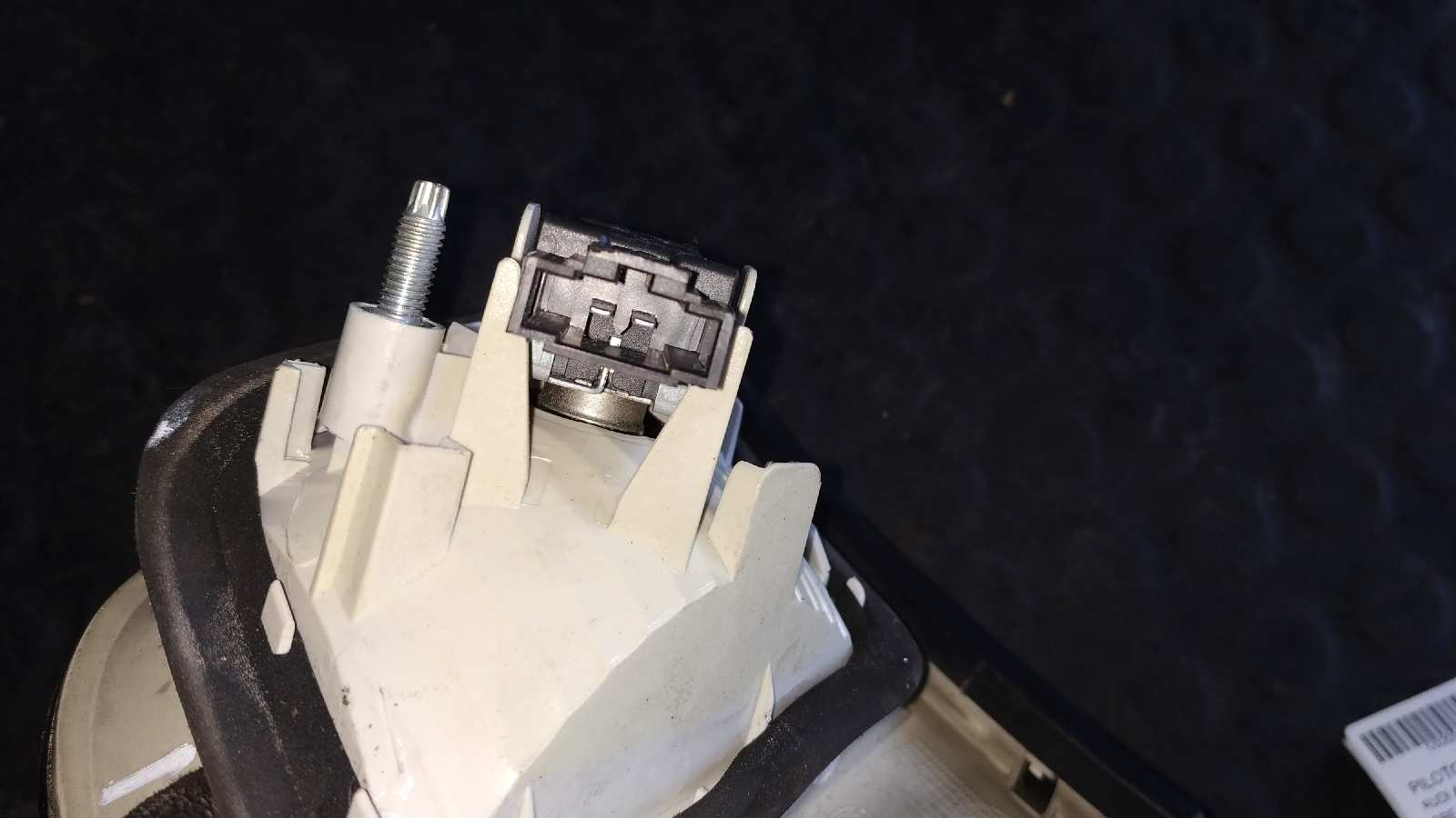 PILOTO PORTON IZQUIERDO AUDI A4 BERLINA (8E) - vista 3