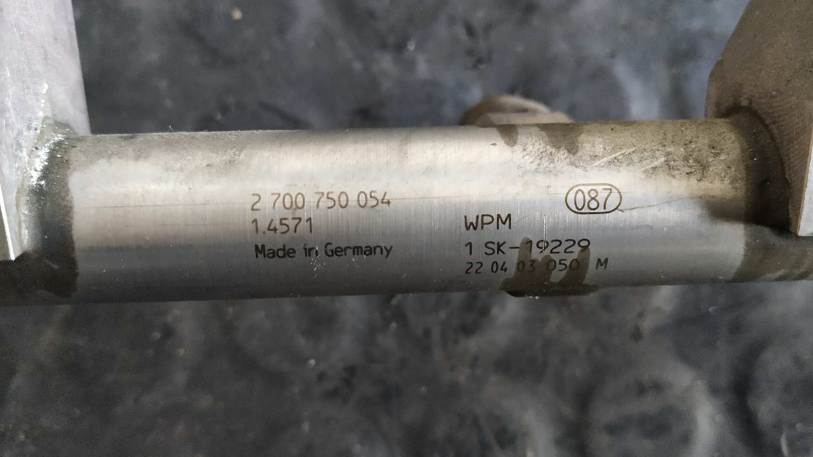 RAMPA INYECTORA BMW SERIE 7 (E65/E66) - vista 6