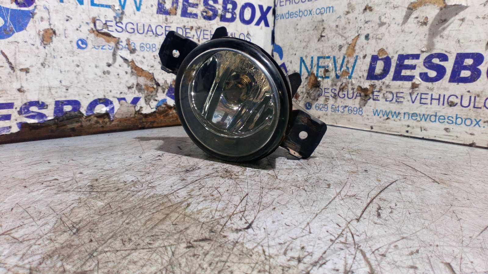 FARO ANTINIEBLA DERECHO RENAULT CLIO III - vista 2