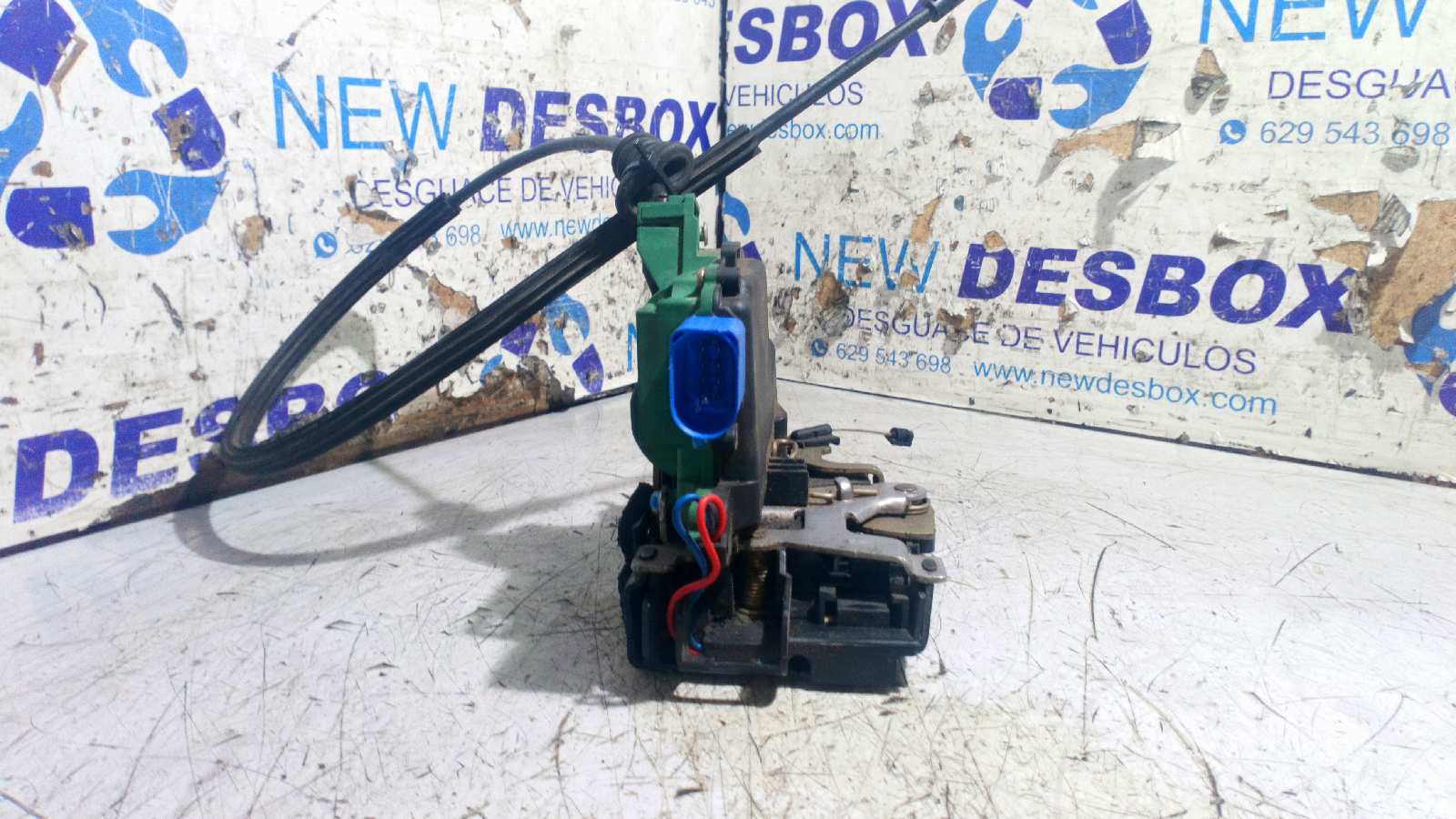 CERRADURA PUERTA DELANTERA IZQUIERDA VOLKSWAGEN POLO (9N1) - vista 2