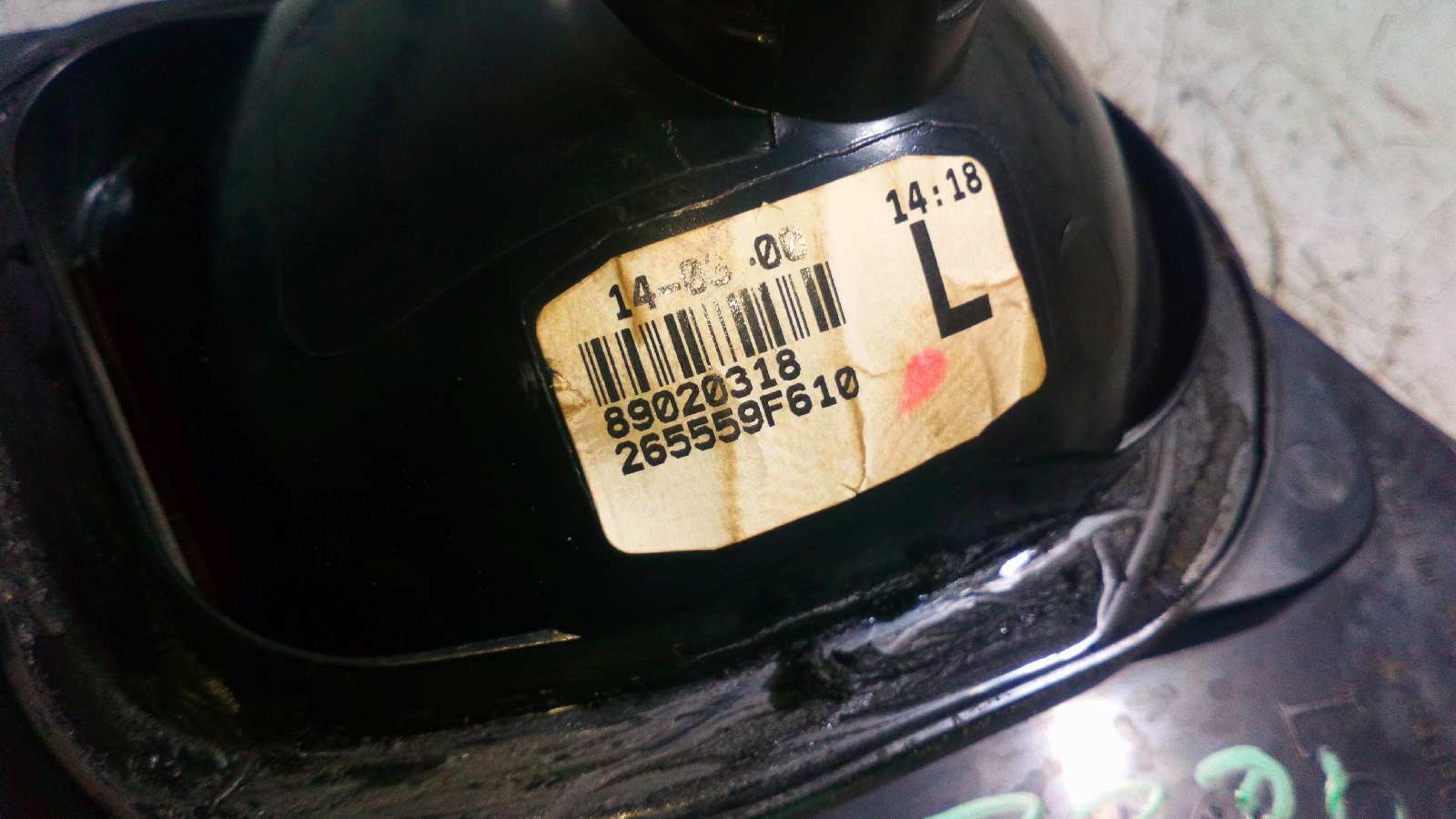 PILOTO PORTON IZQUIERDO NISSAN PRIMERA BERLINA (P11) - vista 2