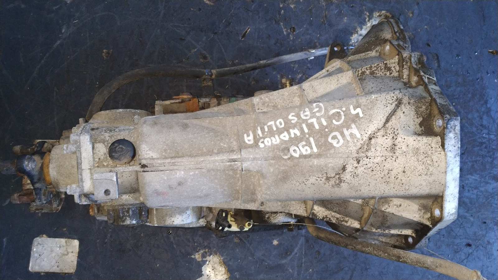 CAJA CAMBIOS MERCEDES-BENZ CLASE C (W201) - vista 2