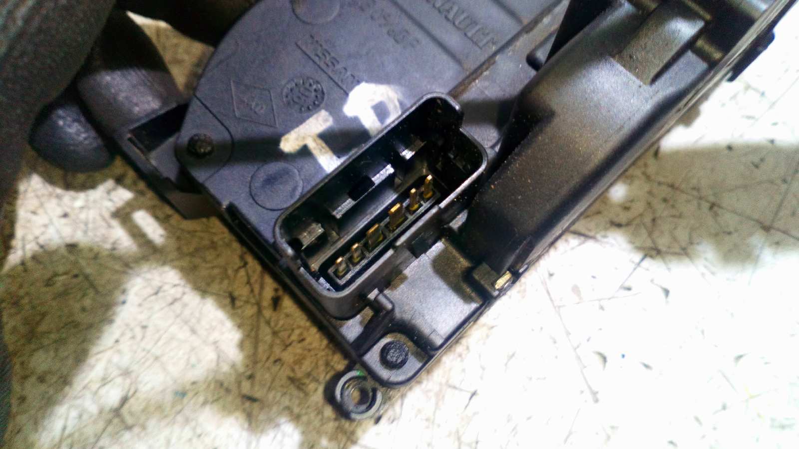 CERRADURA PUERTA TRASERA DERECHA RENAULT CLIO III - vista 6