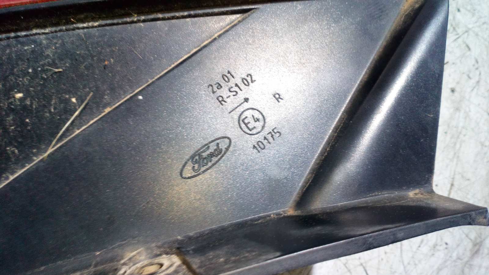 PILOTO TRASERO DERECHO FORD FOCUS BERLINA (CAP) - vista 2