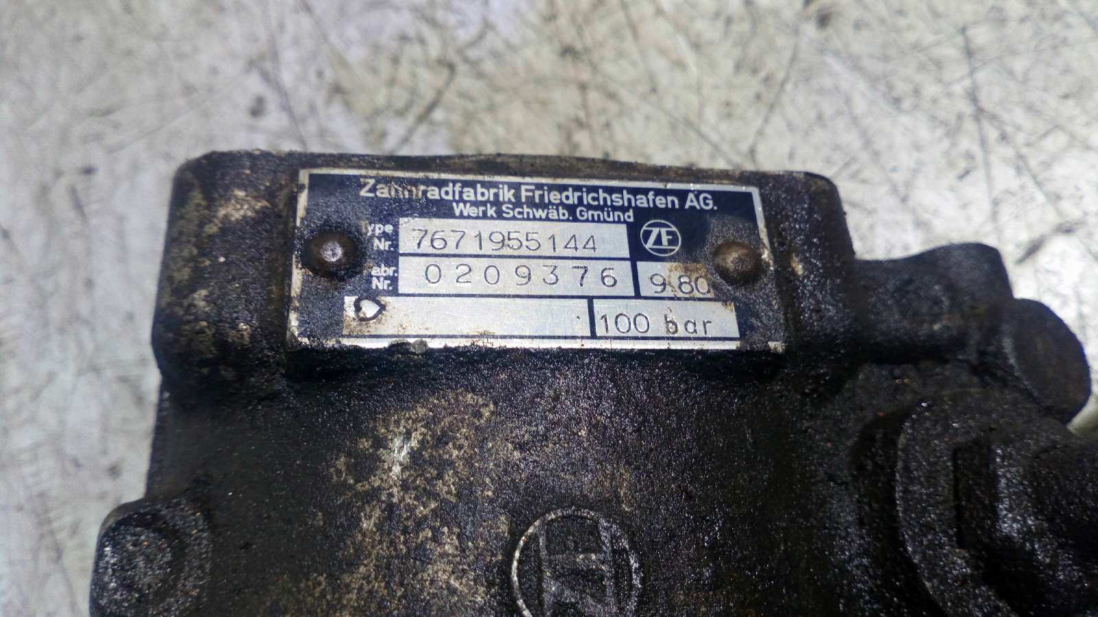 BOMBA DIRECCION BMW SERIE 5 (E12) - vista 3