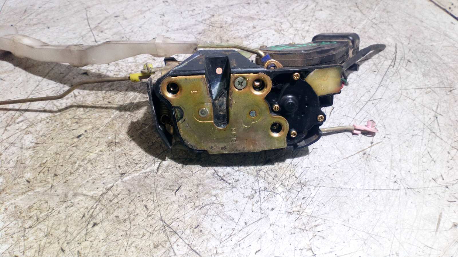 CERRADURA PUERTA DELANTERA IZQUIERDA TOYOTA LAND CRUISER (J9) - vista 3