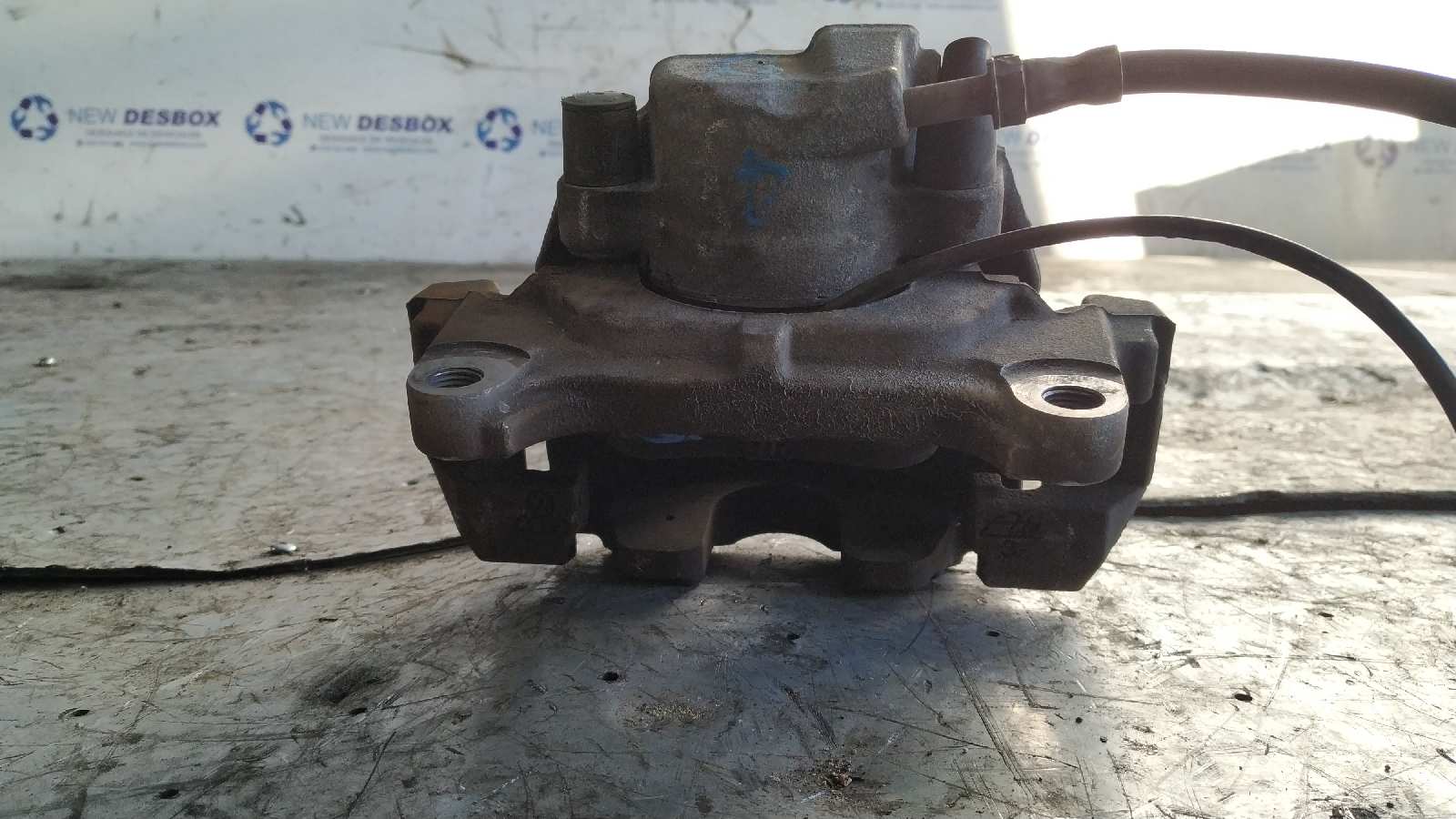 PINZA DE FRENO DELANTERA IZQUIERDA AUDI A4 BER. (B8) - vista 3