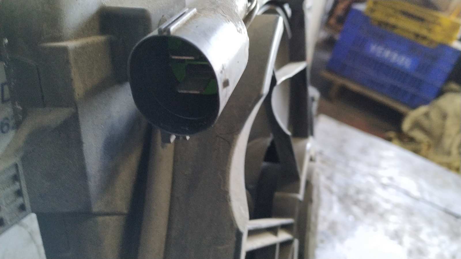 ELECTROVENTILADOR FORD FOCUS BERLINA (CAP) - vista 4