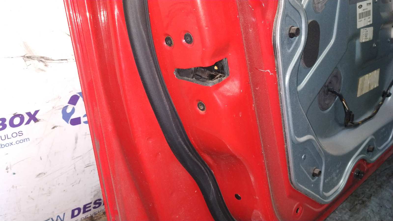 PUERTA DELANTERA IZQUIERDA FORD FOCUS BERLINA (CAP) - vista 3