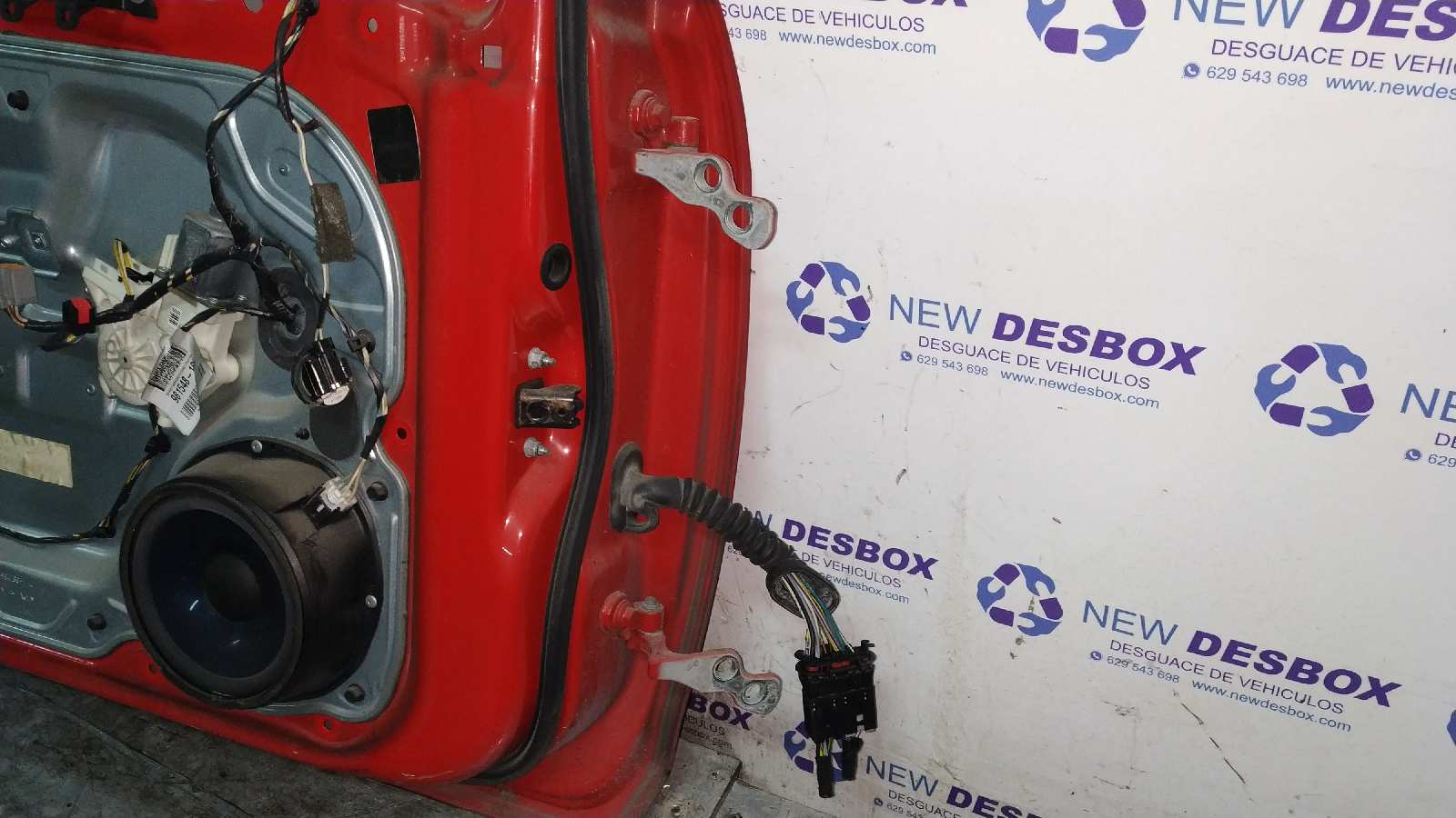 PUERTA DELANTERA IZQUIERDA FORD FOCUS BERLINA (CAP) - vista 4