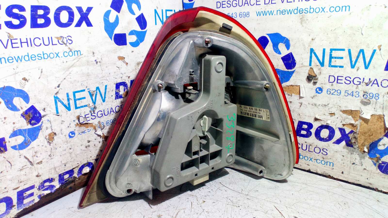 PILOTO TRASERO IZQUIERDO MERCEDES-BENZ CLASE C (W202) BERLINA - vista 4