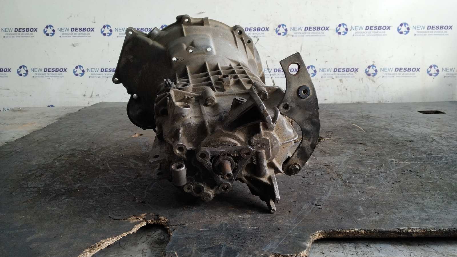 CAJA CAMBIOS BMW SERIE 3 BERLINA (E30) - vista 4