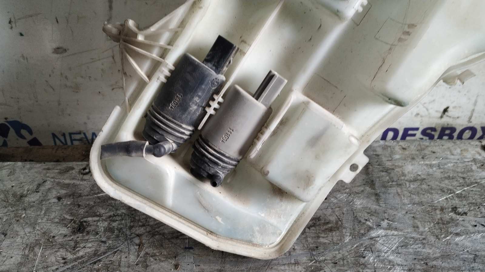 DEPOSITO LIMPIA BMW SERIE 1 BERLINA (E81/E87) - vista 3