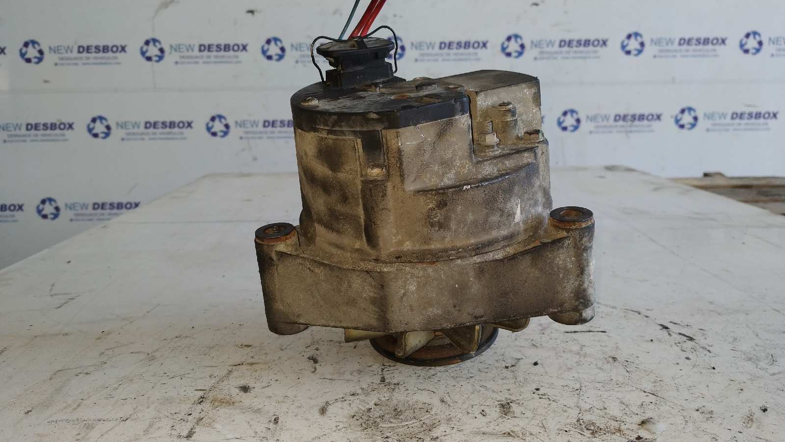 ALTERNADOR MERCEDES-BENZ MB SERIE:100 D CAJA ABIERTA (W631) - vista 5