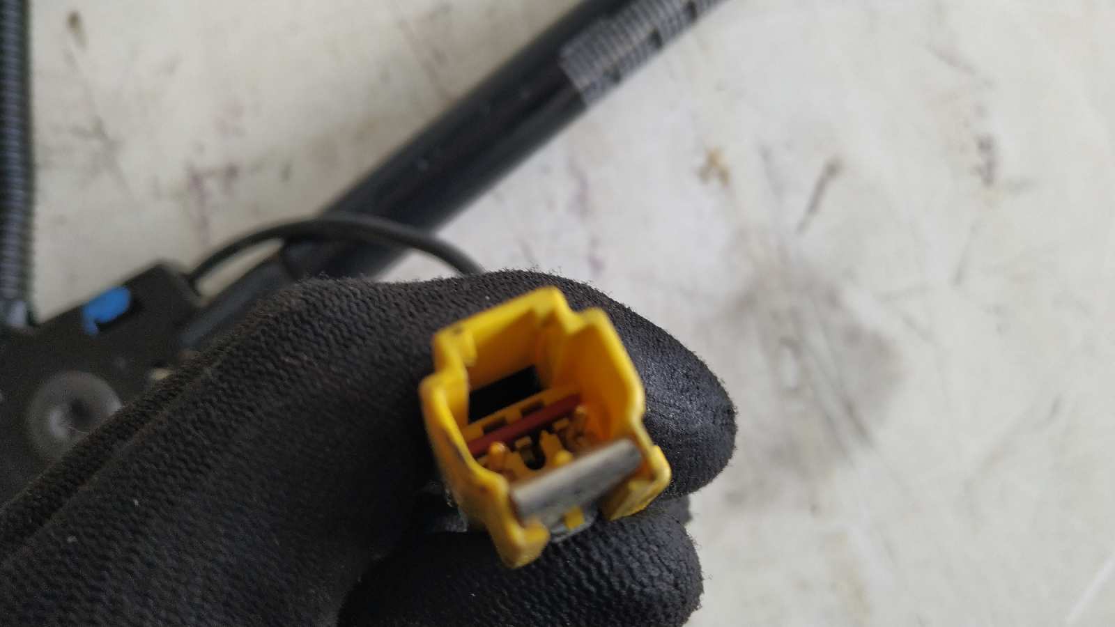 PRETENSOR AIRBAG IZQUIERDO FORD MONDEO BERLINA (GD) - vista 4