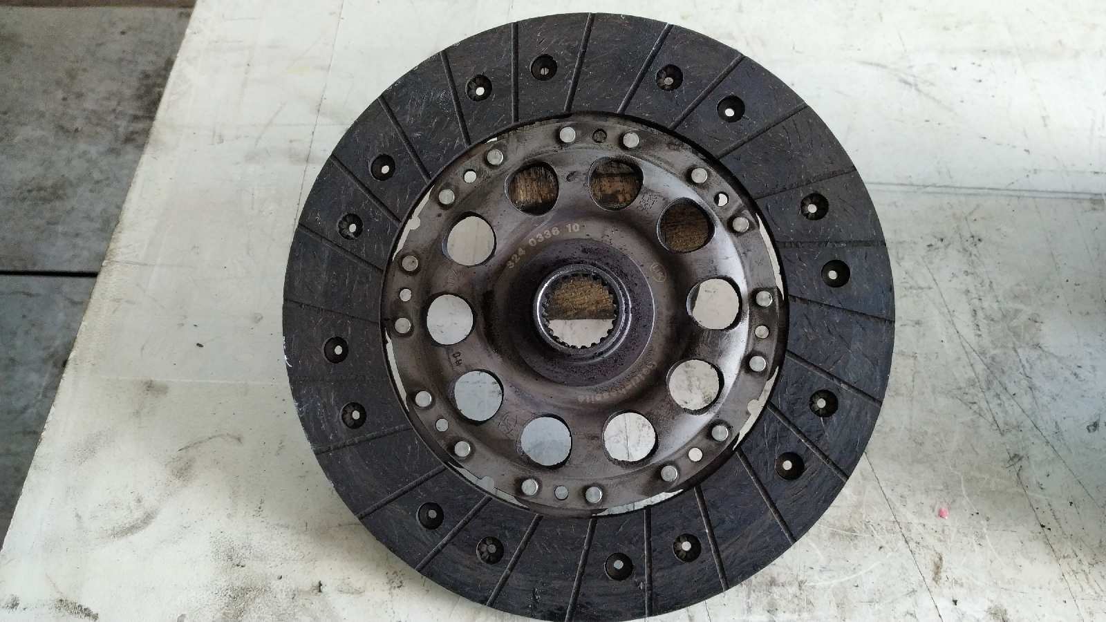 KIT EMBRAGUE BMW SERIE 1 BERLINA (E81/E87) - vista 2